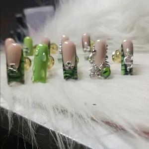 Venom Press On Nails