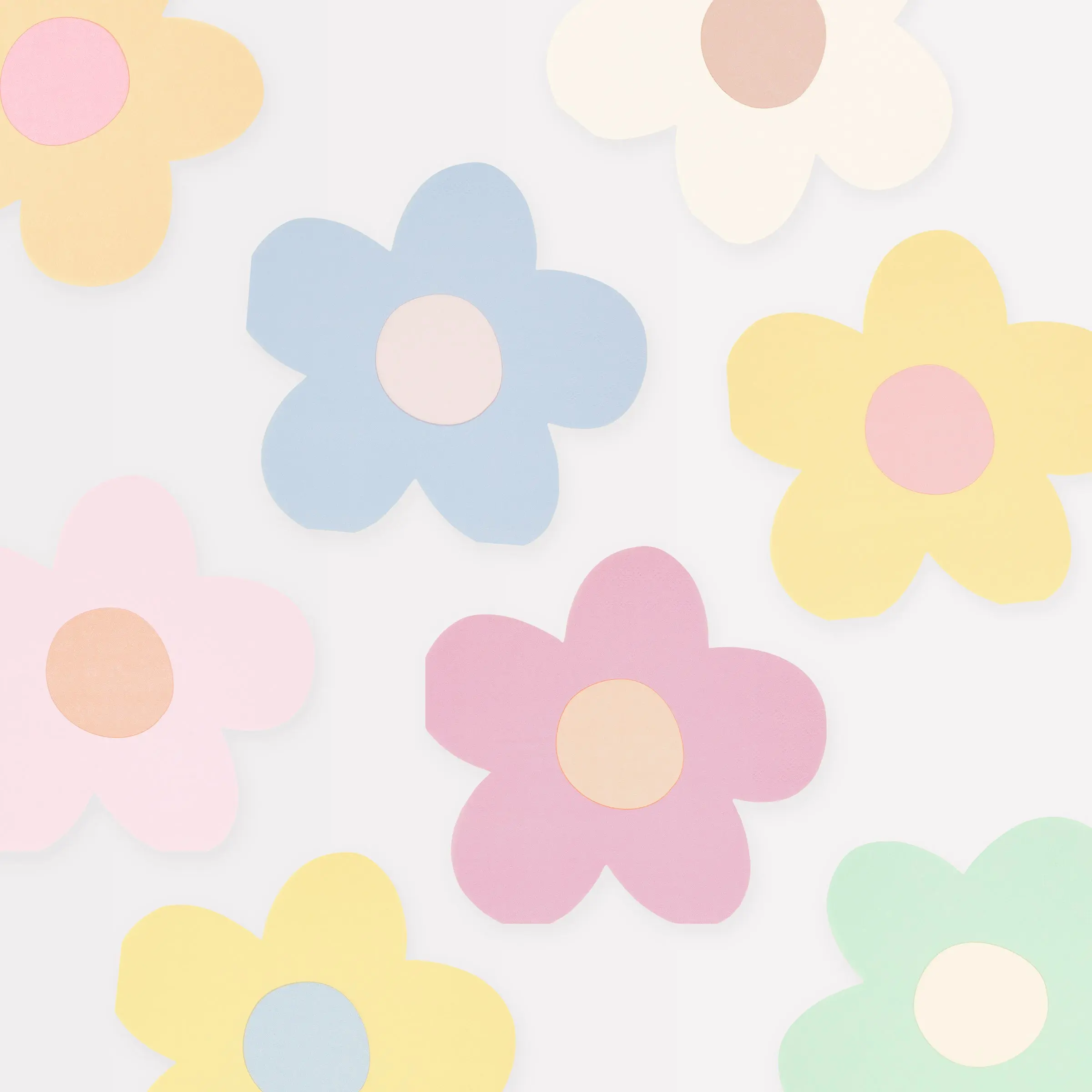 Daisy Shaped Paper Napkins (x 16)