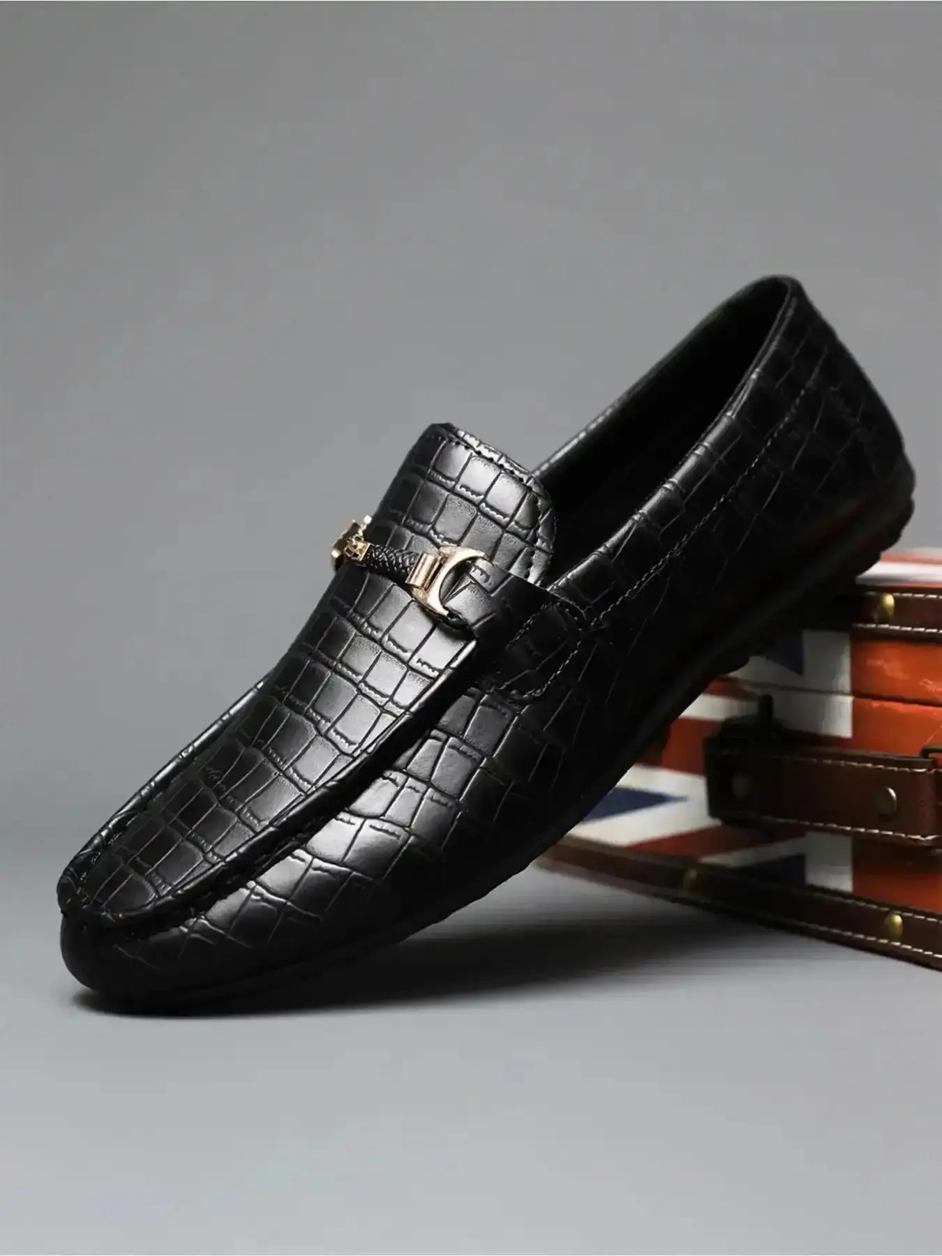 Men's Loafers Classic Fashion Comfort Soft Sole Slip-On Flat, Lightweight Driving Shoes, Walking Shoes, Versatility and Comfort Bean Shoes, Footwear, Breathable, Slip On, Casual, Durable