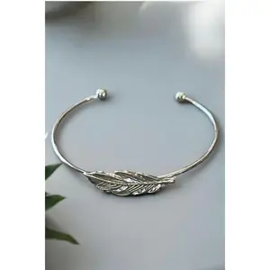 Silver Feather Fashion Bracelet