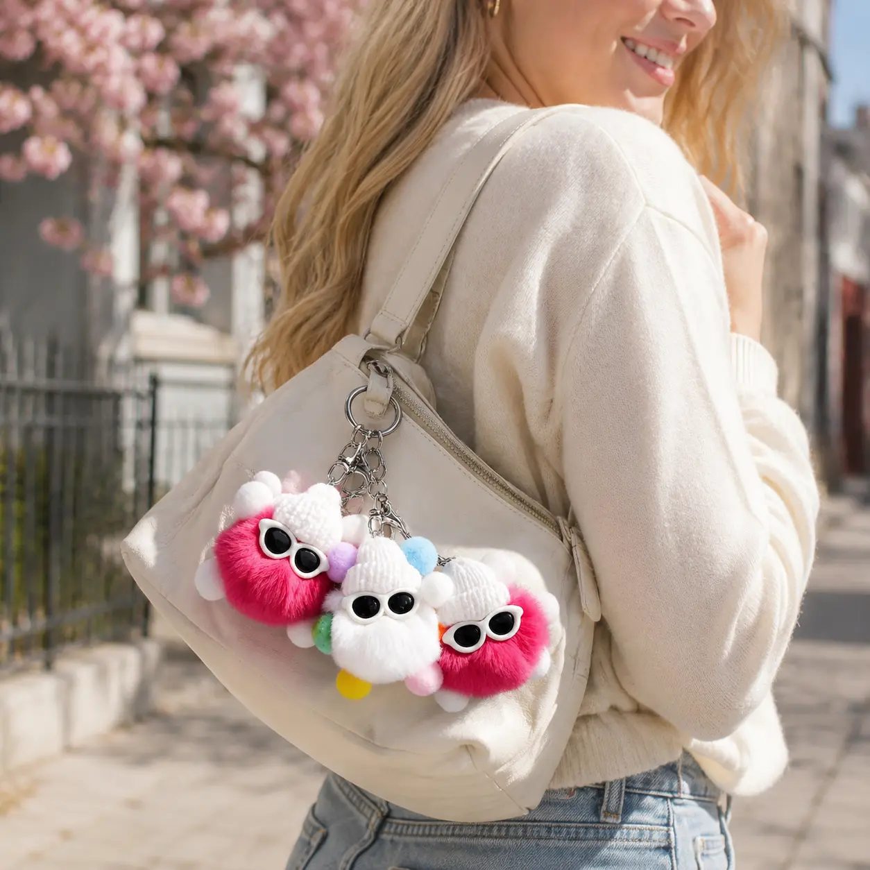 Cute Plush Keychain for Girls, Cute Fluffy Bag Charm with Sunglasses | Aesthetic Purse Accessory, Cute Backpack Charm, Furry Keyring Gift for Girls, besties