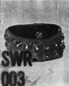 SWR-003/ Exposed Leather Studded Block Bracelet