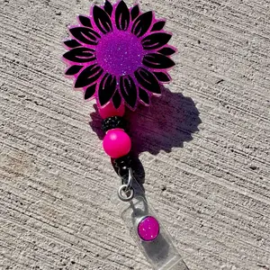 Flower badge reel