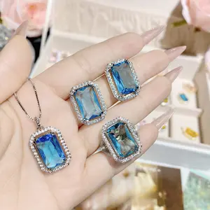 Laboratory-Cultured Pink Diamond And Sapphire Inlaid Ring Pendant.Simple Gemstone Design Women'S Ear Stud Ring As A Gift.