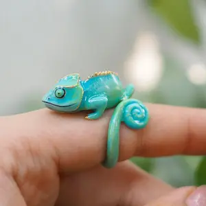 1pc Vintage Zinc Alloy Enamel Cute Chameleon Ring - Fashion Animal Jewelry for Women, Unique Party Accessory, Ideal for Christmas and Birthday Gifts