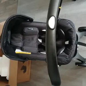 (No latch base)Baby Stroller with Free Bag, Foldable Newborn Stroller, Equipped with Five Point Seat Belt and A Chest Clip, Can be Pushed in Both Directions, with Shock-absorbing Wheels, Suitable for Traveling