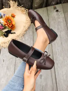 Women's Fashion Solid Color Classic Mary Jane Shoes, Casual Comfortable Flat Sneakers, Lightweight Breathable, Ideal for Daily Wear