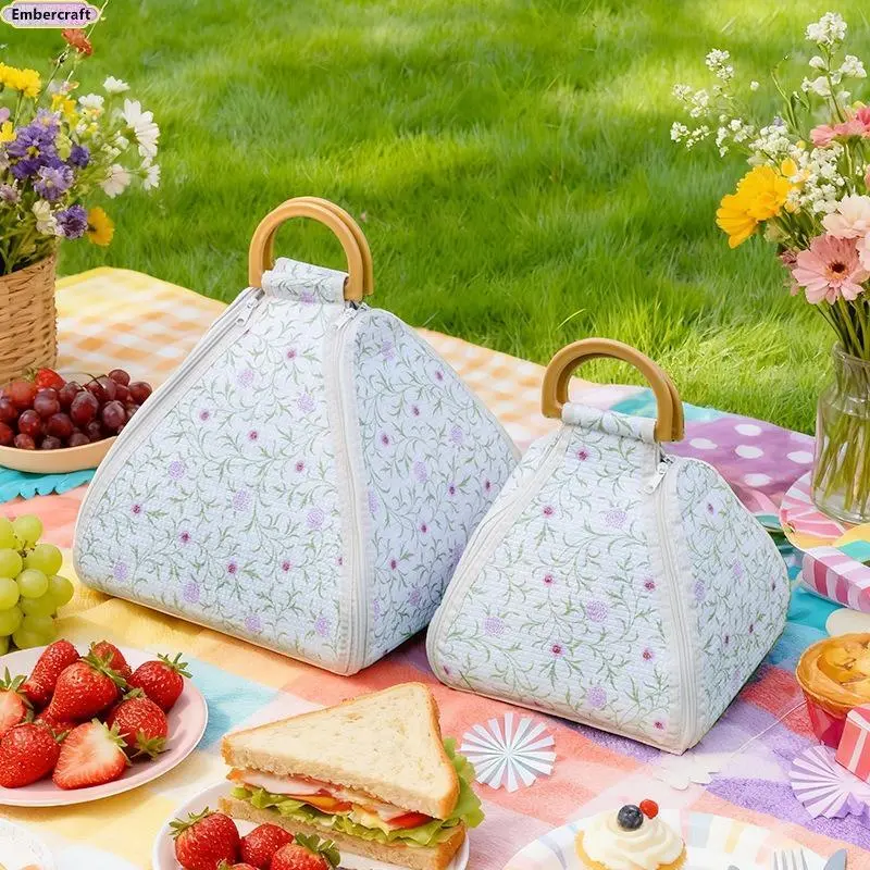 Foldable Plaid Picnic Blanket, Thick Waterproof Mat for Family Outdoor Fun, Camping & Hiking - Portable with Carry Handle, Camping Supplies, Picnic Set, Compact Fold, Built-In Carry Handle, Folds Into A Compact Size, Moisture-Proof, Thickened, Practical,,