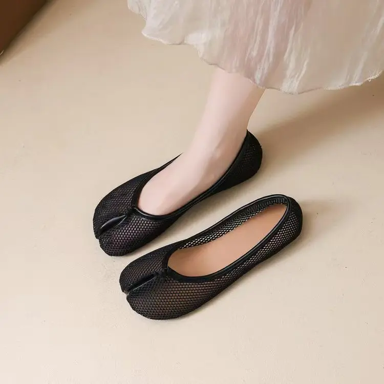 Women's Cutout Low-Cut Platform Flats, Soft & Cushioned Cloth Insoles, Non-Slip Rubber Sole, Breathable, Suitable for Dates, Office Wear
