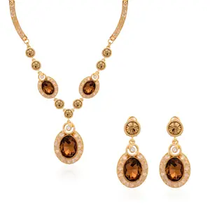 Aprilery Vintage Radiance Jewelry Set – Golden Oval Gemstone Necklace and Earrings with Elegant Crystal Accents