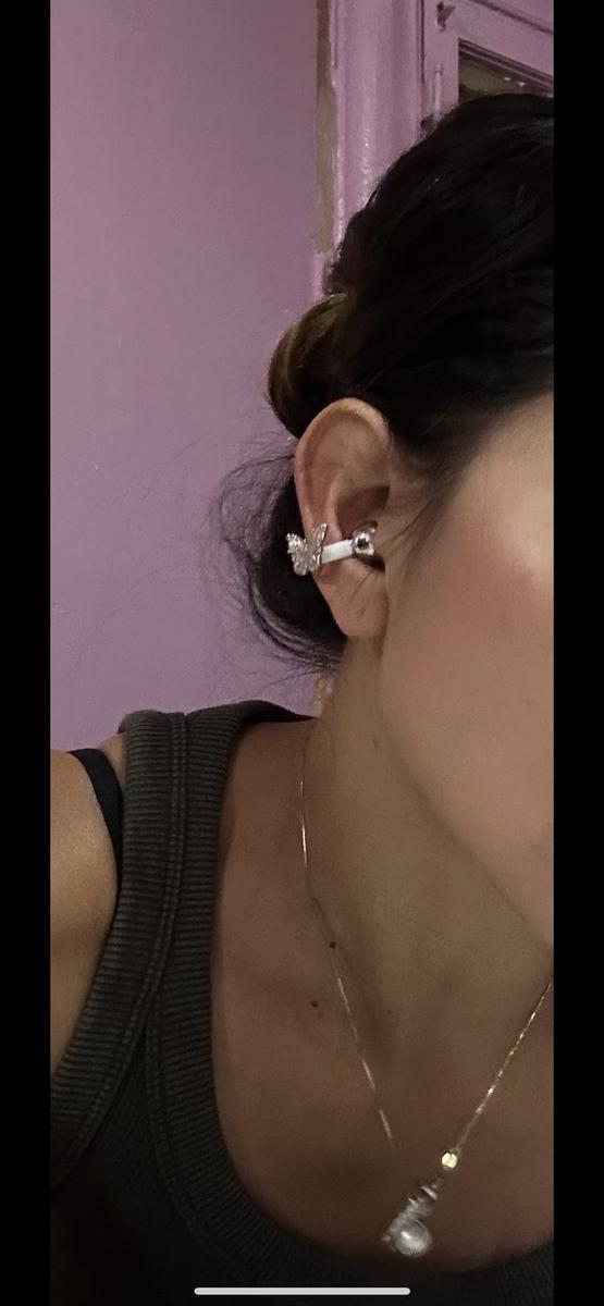 Item: White+Butterfly