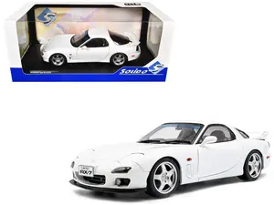 1:18 Scale 2001 Mazda RX7 Type RS (FD3S) RHD (Right Hand Drive) White Diecast Model Car by Solido