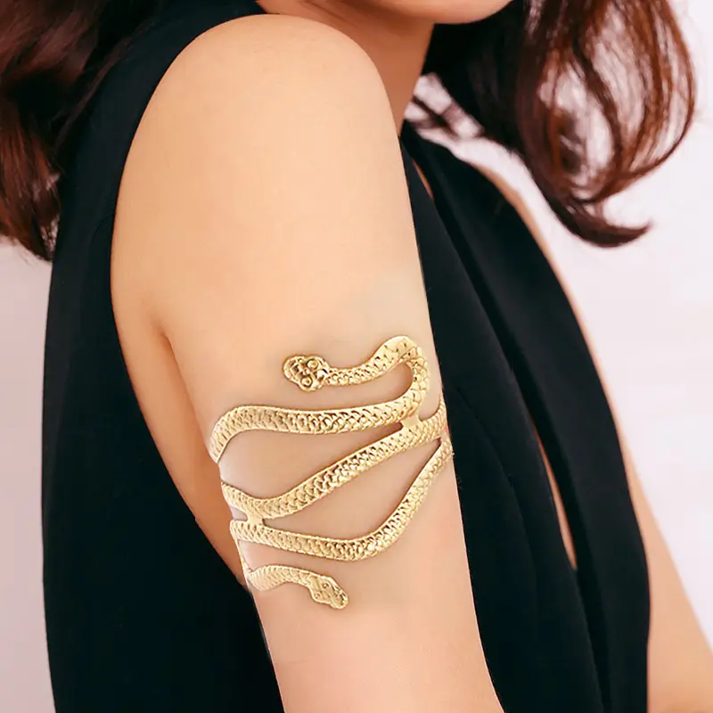Fashionable and Unique Snake Head Arm Bracelet, Adjustable Metal Exaggerated Open Snake-Shaped Wrap-Around Wrist Accessory
