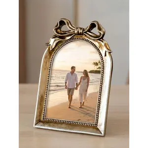 Arch Bow Picture Frame