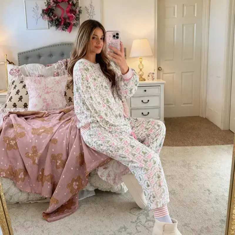 Holiday Forest Print Loungewear Set Womens Tree Bow Pajama Set Long Sleeve Top Jogger Pants Soft Cozy Knit New Year Valentines Day All Season Sleepwear 4