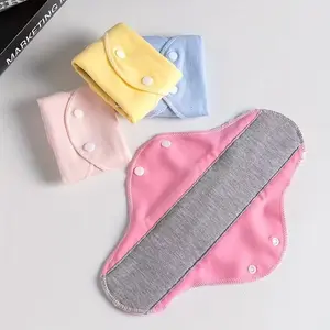 4 incontinence pads with reusable leak proof design, suitable for patients with mild to moderate incontinence. Reusable incontinence pads for women, randomly colored.