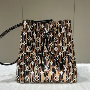 Pre-owned Louis Vuitton Leather Tote Bags Monogram Giant Néonoé MM 14873737
