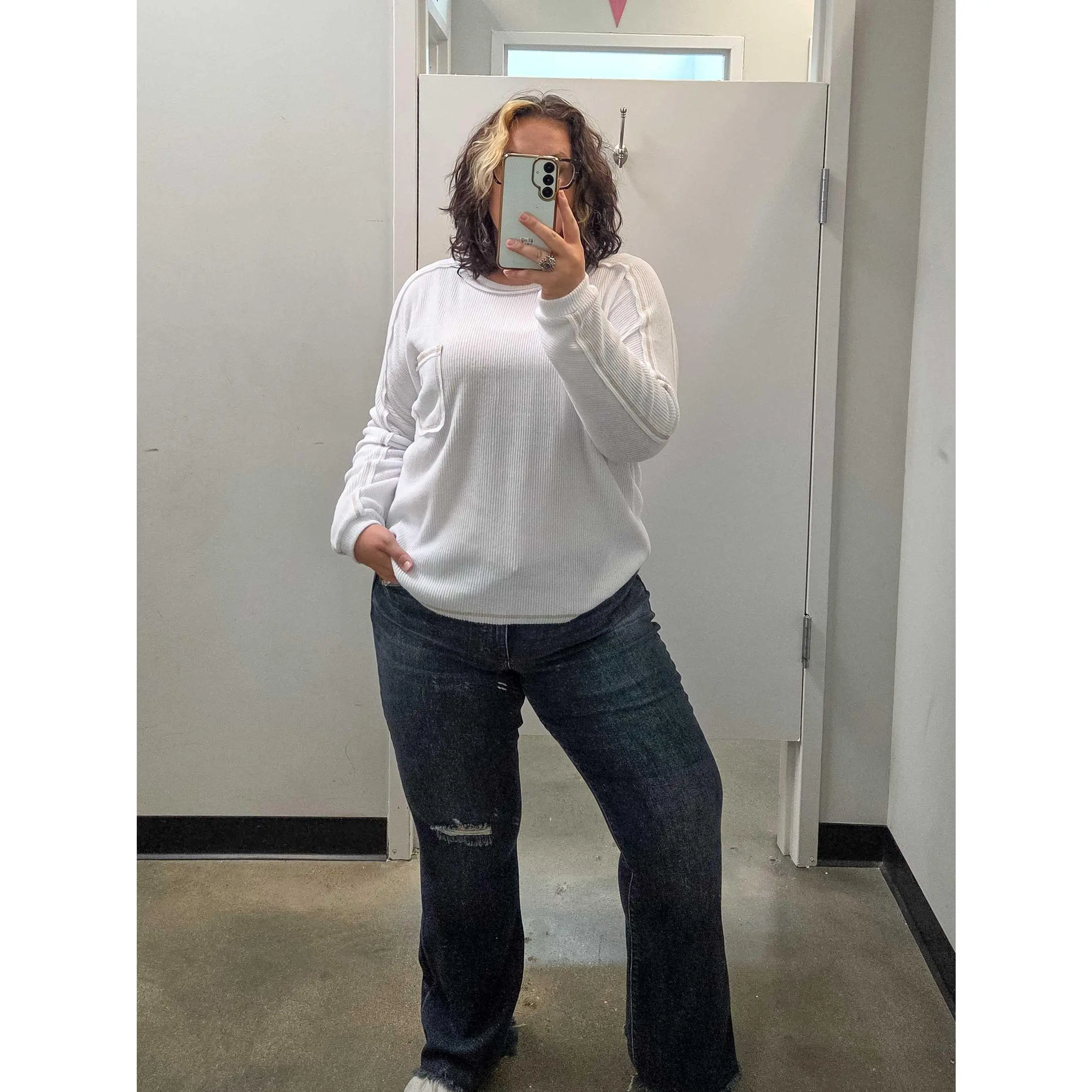Women's Ribbed Knit Oversized Casual Sweater - Long Sleeve, Front Pocket, Exposed Seams, Relaxed Fit, Soft Fabric, Plus Size 1XL-3XL, Everyday Essential Style Knitwear, Lightweight