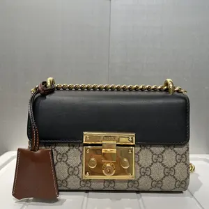 Pre-owned GUCCI Leather Crossbody Bags padlock crossbody bag 99668801