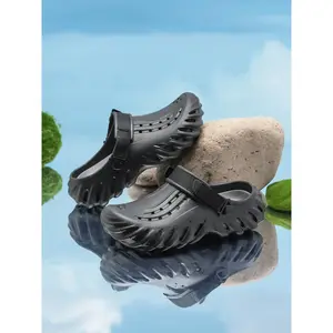 Men's Sporty Breathable Hollow Out Design, Casual Comfortable Non-slip Textured Design Clogs, Fashionable Shoes for Outdoor Beach Camping, Footwear