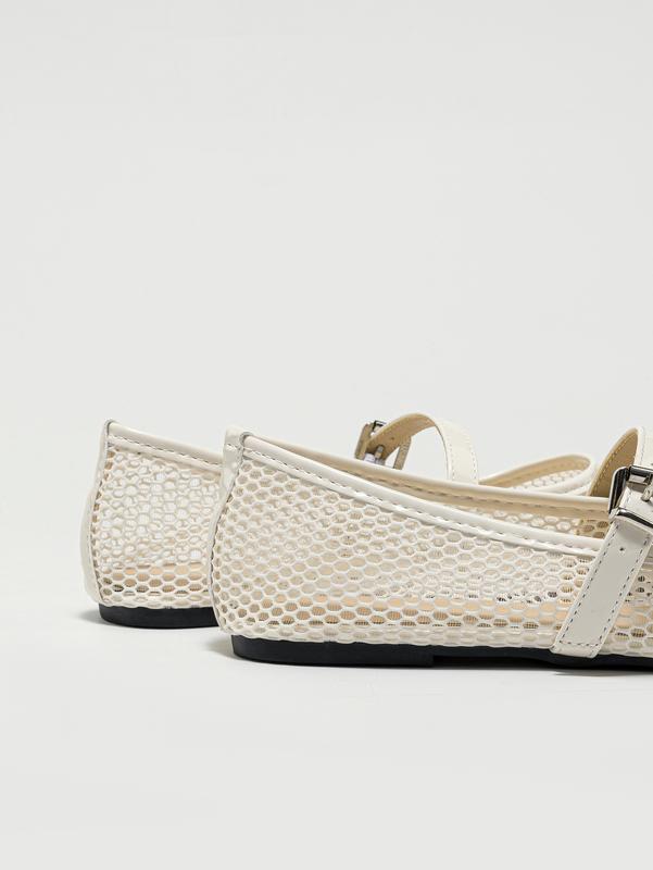 Summer Breathable Women's Flat Sandals with Square Toe Lightweight Comfort Mary Jane Ballet Shoes Casual Hollow Design for Stylish Look - Soft Summer Breathable Women's Flat Sandals with Square Toe Lightweight Comfort Mary Jane Ballet Shoes Casual Hollow Design for Stylish Look - Soft