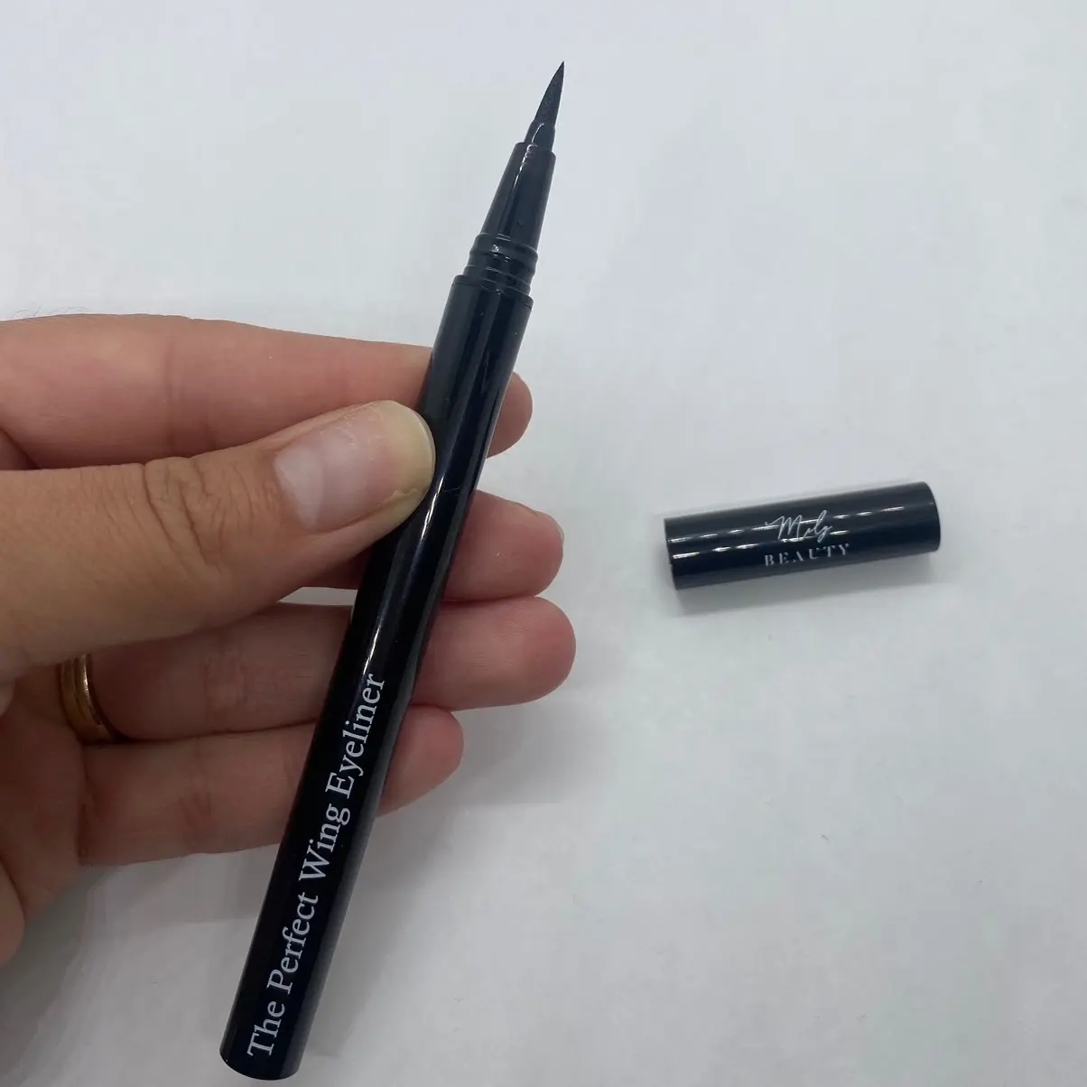 The Perfect Wing Eyeliner The Perfect Wing Eyeliner