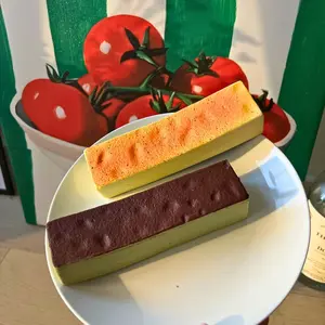 2-Pack Matcha Cheesecake & Chocolate Cheesecake Squishy Toys - Realistic Simulation Food Stress Relief Fidget, Sensory ASMR Squeeze for Adults Kids Gift