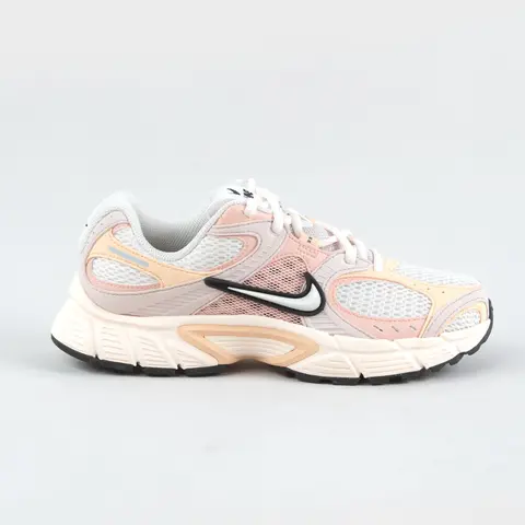 NIKE V5 RNR Womens Shoes