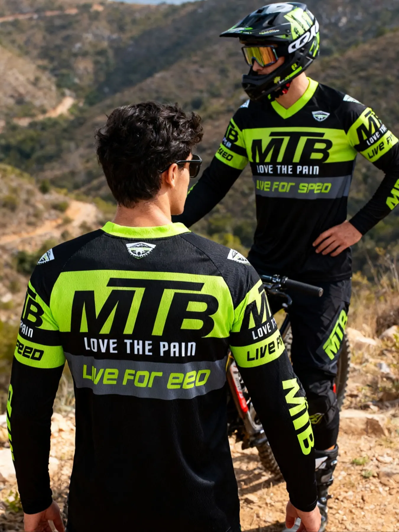 Motorcycle Off-Road Long Sleeve Shirt, Sporty Fitted Design, High Performance Activewear, Fitness Shirts, Athletic Top, Random Print Pattern, Moderate Fabric Thickness, All Seasons Wear