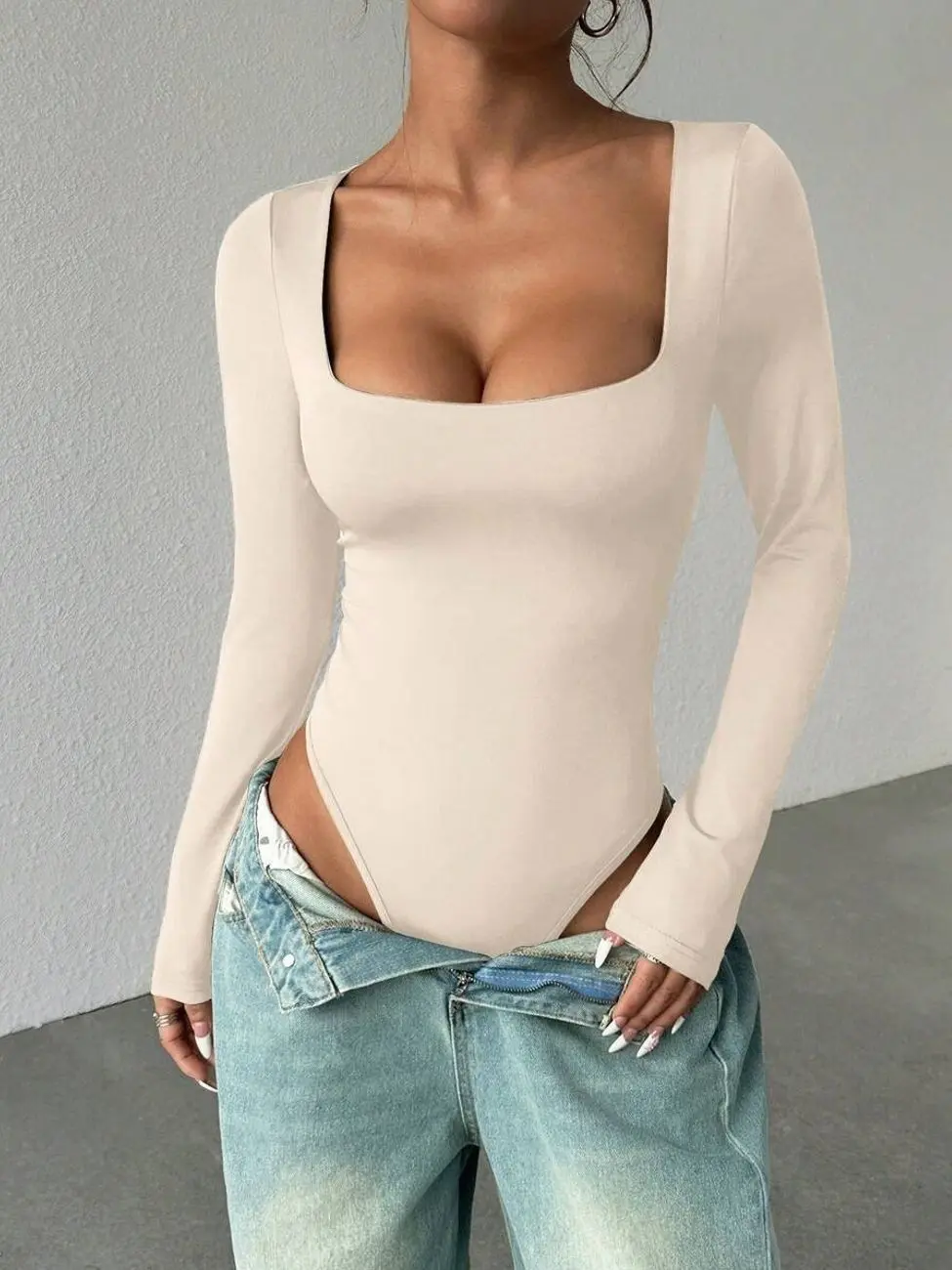 StreetHx Women's Brown Long Sleeve Bodysuit, Slim Fit & Figure Flattering, Simple & Versatile For Commuting Fall Cloth For Women