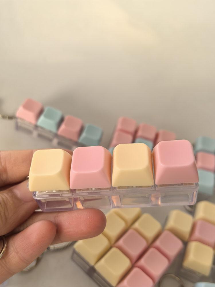 Fidget Decompression 1/4/5/9 Keyboard Key Toy Anti Stress Finger Keyboard Games For Adults Antistress Toys Boys Girls Keychain