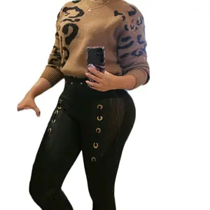 leguins con anillos dorados en las piernas Legging Womenswear Bottom Comfort Casual