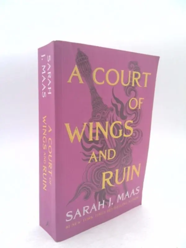 USED Book - A Court of Wings and Ruin by Maas, Sarah J. (Paperback) - english