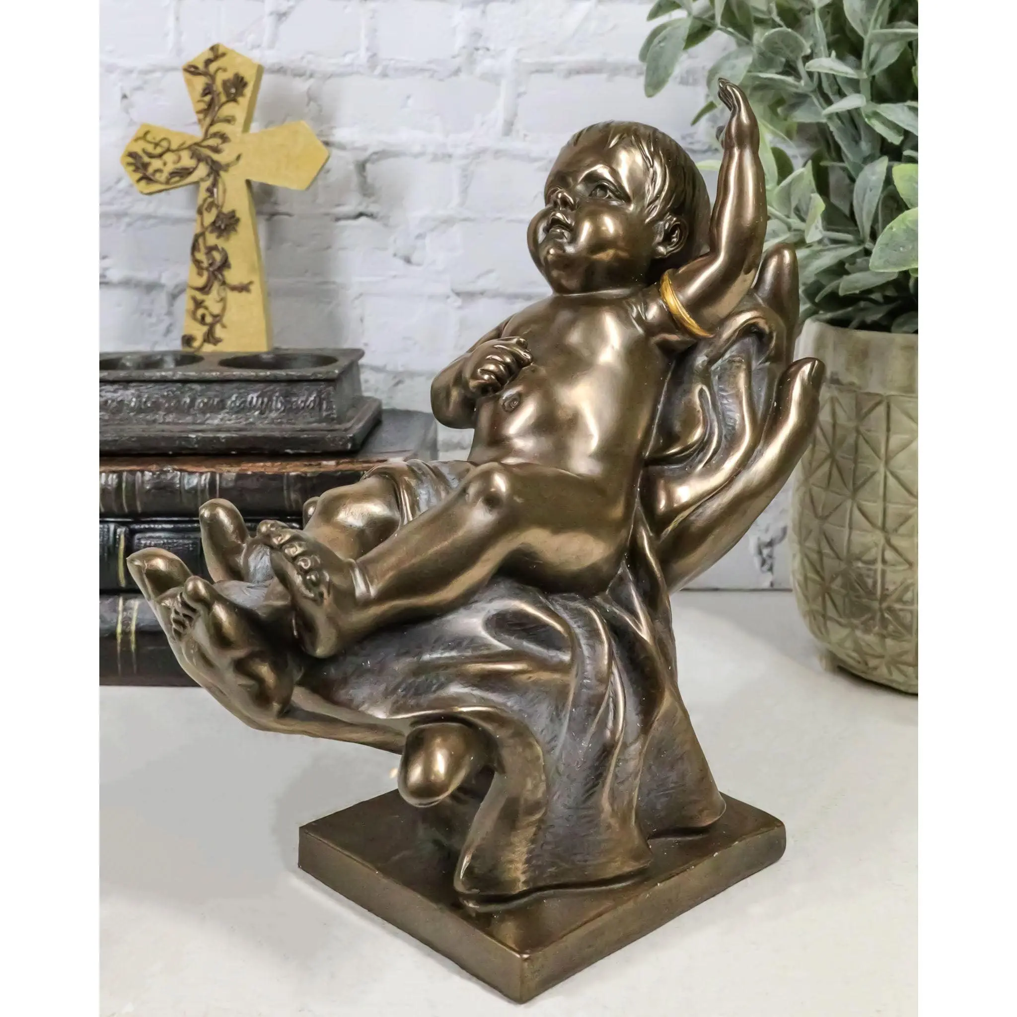 Inspirational Baby Cradled In The Palms Of God's Hands Statue Baby Memorial