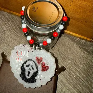 Call me scream, Car Freshie