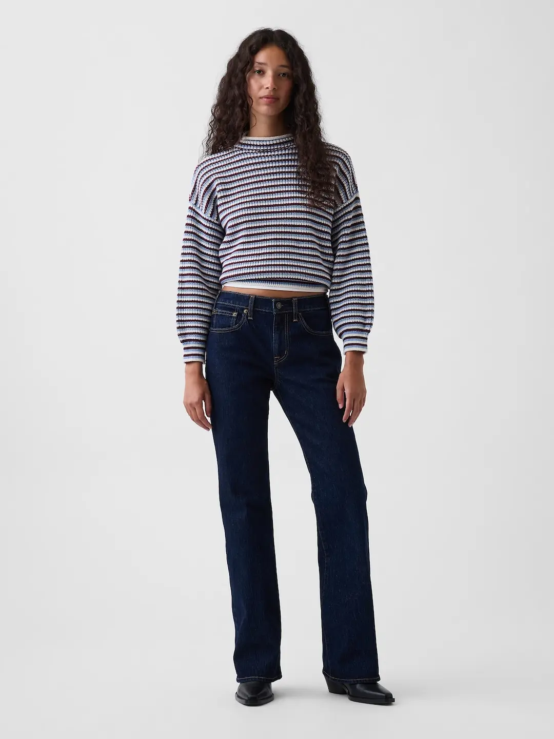 Gap Women's Mid Rise Relaxed Flare Jeans