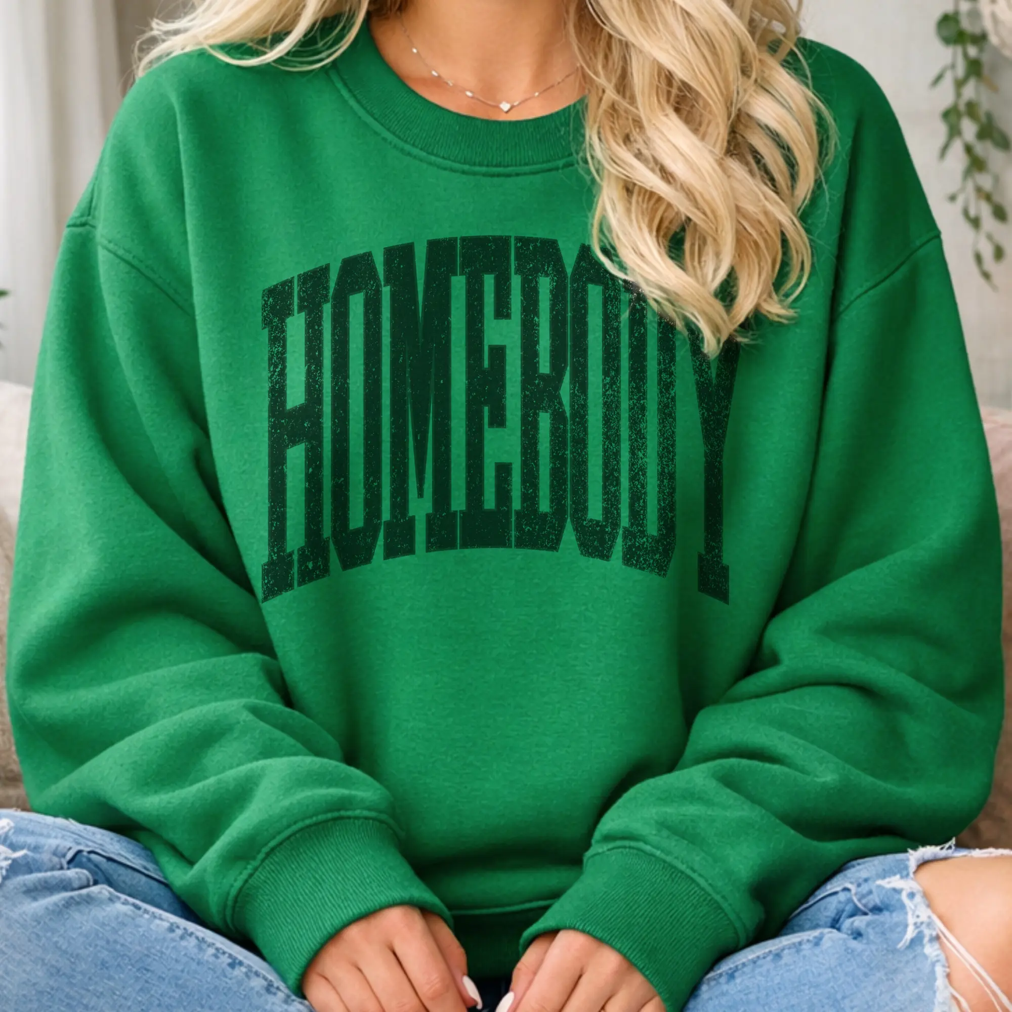 Vintage Homebody Sweatshirt Homebody Graphic  Pullover Retro Cozy Introvert Crewneck Funny Stay Home Shirt Casual Midweight Crewneck Sweater