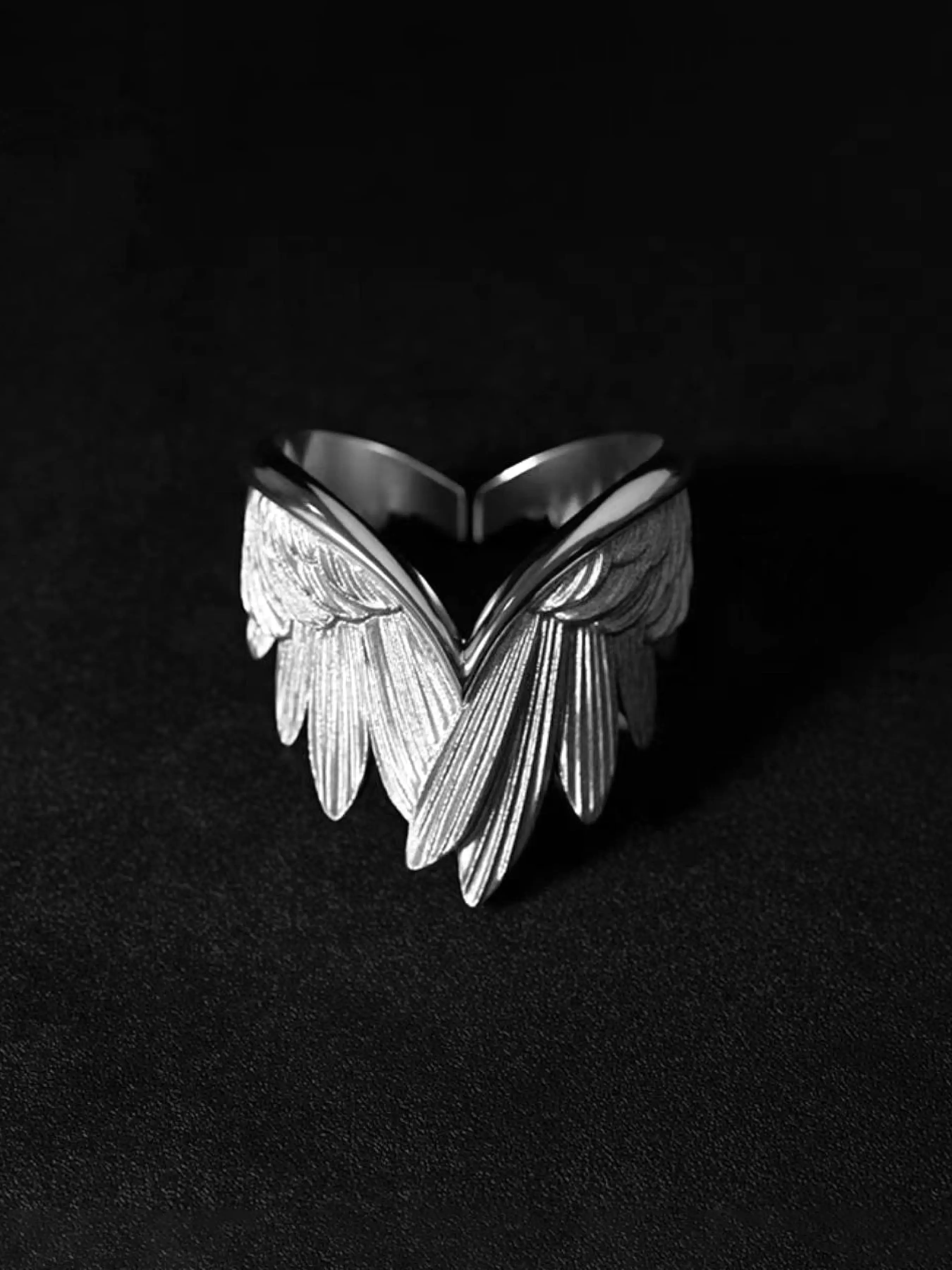 Creative Angel Wing Adjustable Ring Finger, Unisex Open Slit Wings Ring, Copper Band Rings, Unique Fashion Accessory, Perfect Gift for Friends and Family