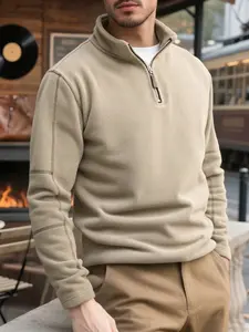 Men's fleece half-high neck half-zip jacket, windproof and warm, suitable for casual occasions such as daily commute, coffee dates, urban leisure, and light outdoor activities. It's a new men's jacket for autumn and winter 2025.