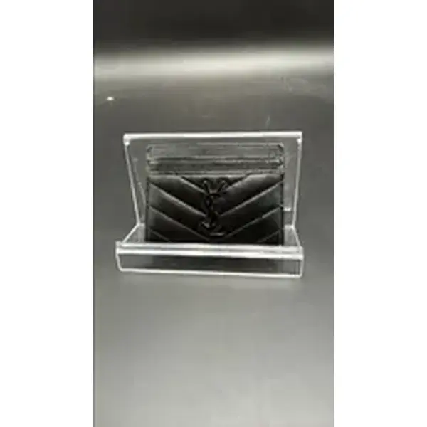 Pre-owned Leather Luxury Bags & Accessories YSL Caviar Card Holder, Black Date Code: 2ME4232910422. Entrupy ID: TMH6WVB.