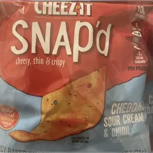 Cheez IT SNAP’d cheesy ,thin & Crispy Cheddar 5 in the Bag, Sour Cream with Onion  Naturally Flavored Chip Snack Pack, if not packages will be a big bag sent for substitute of the  Savory Cheese Crunchy Snack