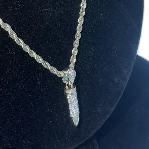 Sparkly Bullet Shape Pendant Necklace - Pendant-Focus Design, Casual-Formal Versatile Fashion Chain Jewelry Accessory