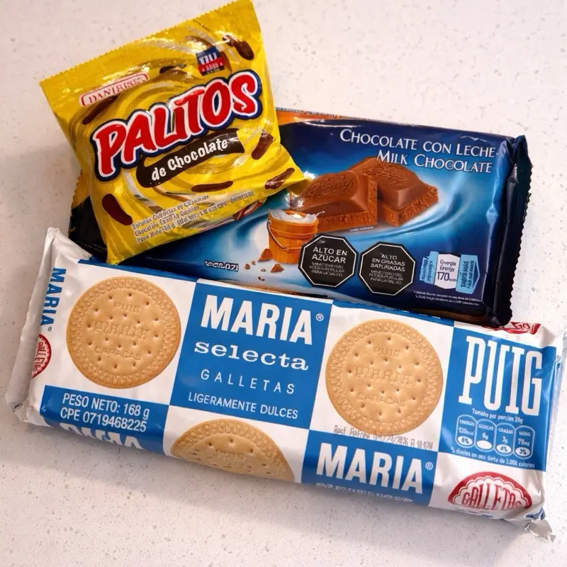 Sweet Snack Combo (Cookies + Chocolate + Snack)