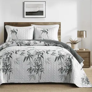 3-Piece King Size Quilt Set, Greagle Soft Warm Lightweight King Summer Quilt Bedspread Machine Washable Bedding Set with 2-Piece Pillow Shams, 90x104 inch Aquarell BamBoo Leaf Print