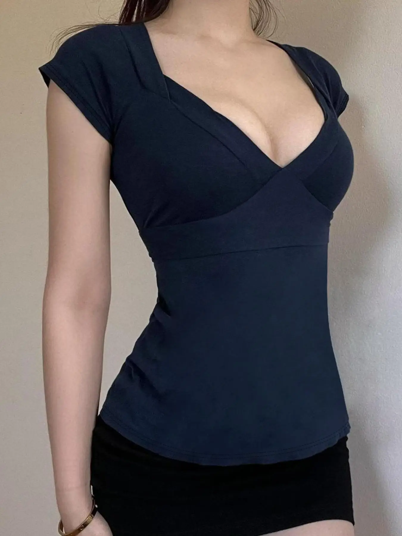 Women's Plain Tee, Casual Short Sleeve T-shirt, Ladies Summer Clothes for Daily Wear