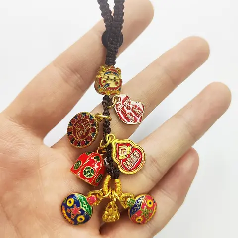 Lucky God Of Wealth Design Keychain, Stylish Keychain, Fashionable Alloy Keychain, Cute Alloy Keychain for Car Pendant, Bag Pendant Keychain, Fashion Accessories for Women & Men