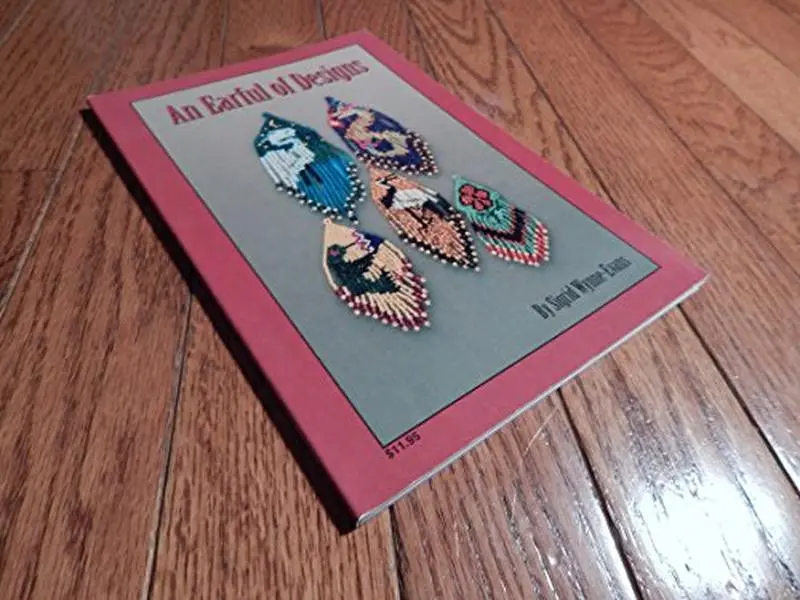 Used Paperback Book - An Earful of Designs by Sigrid Wynne-Evans (English) - Hummingbird, Donkey, Heron Themed Beaded Earring Designs for Beginner Beaders