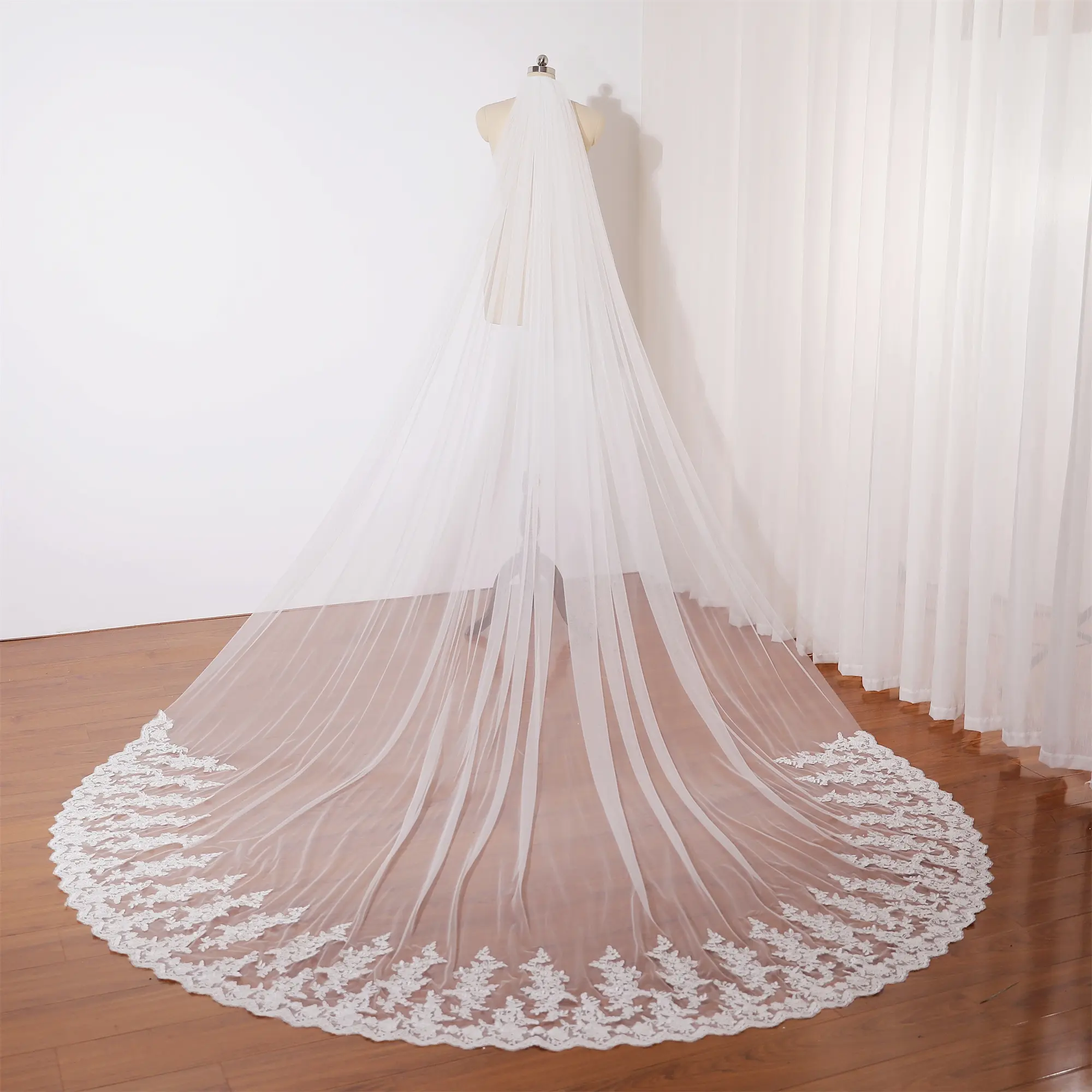Gorgeous flower lace wedding veil, Cathedral wedding veil with comb, Single tier floral veil, Soft tulle veil bridal wedding veil, Chapel wedding veil, Long church veil