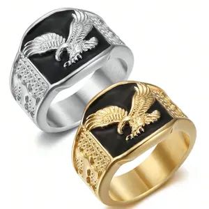 This 18k gold-plated men's eagle ring is the perfect jewelry gift for parties, receptions, and nightclubs.
