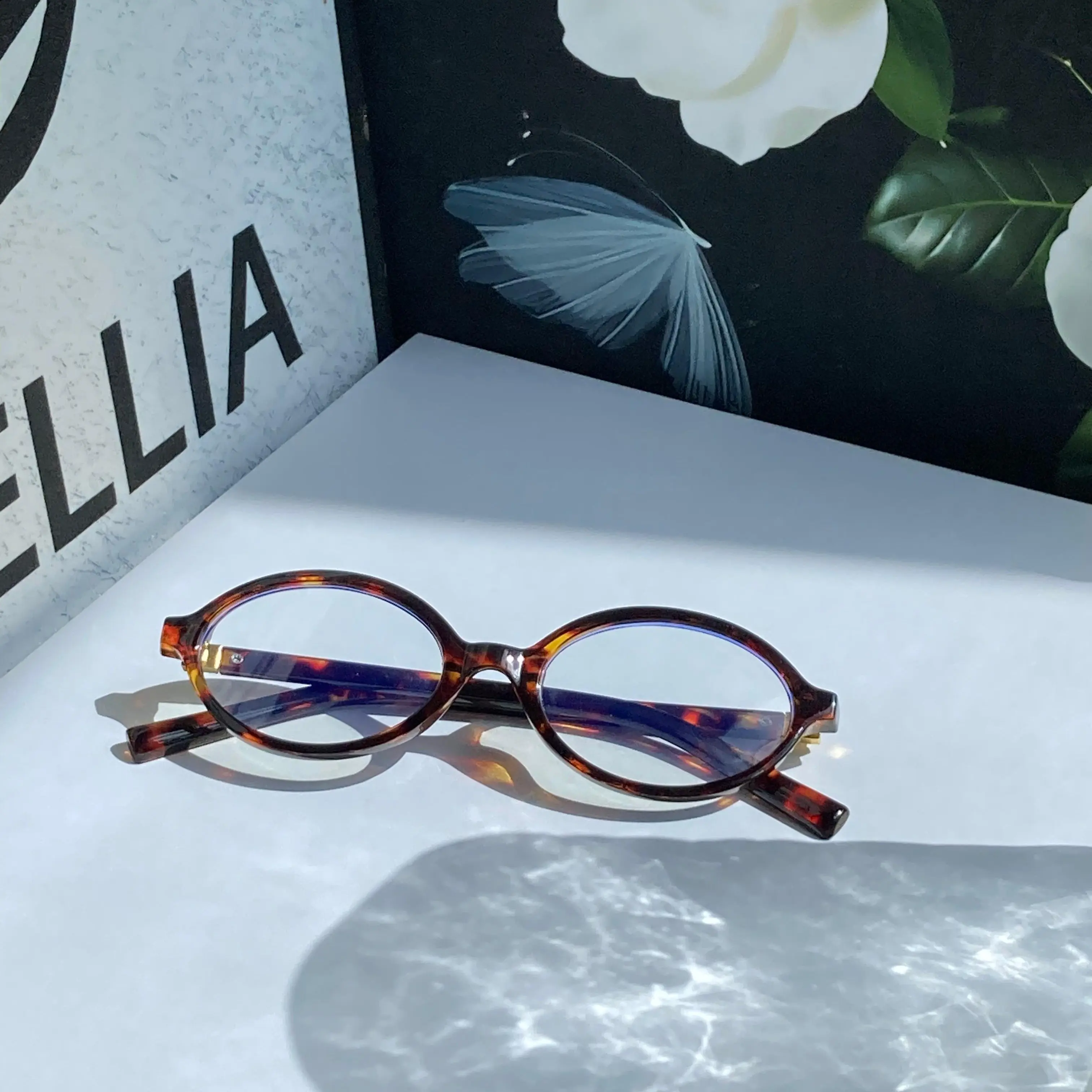 Vintage Oval Flat-Top Sunglasses, Stylish Accessories, 100% UV400 Safe, Blue Light Blocking, Small Retro Unisex Frame, AC Lens, PC Frame, Lightweight Universal Fit Eyewear